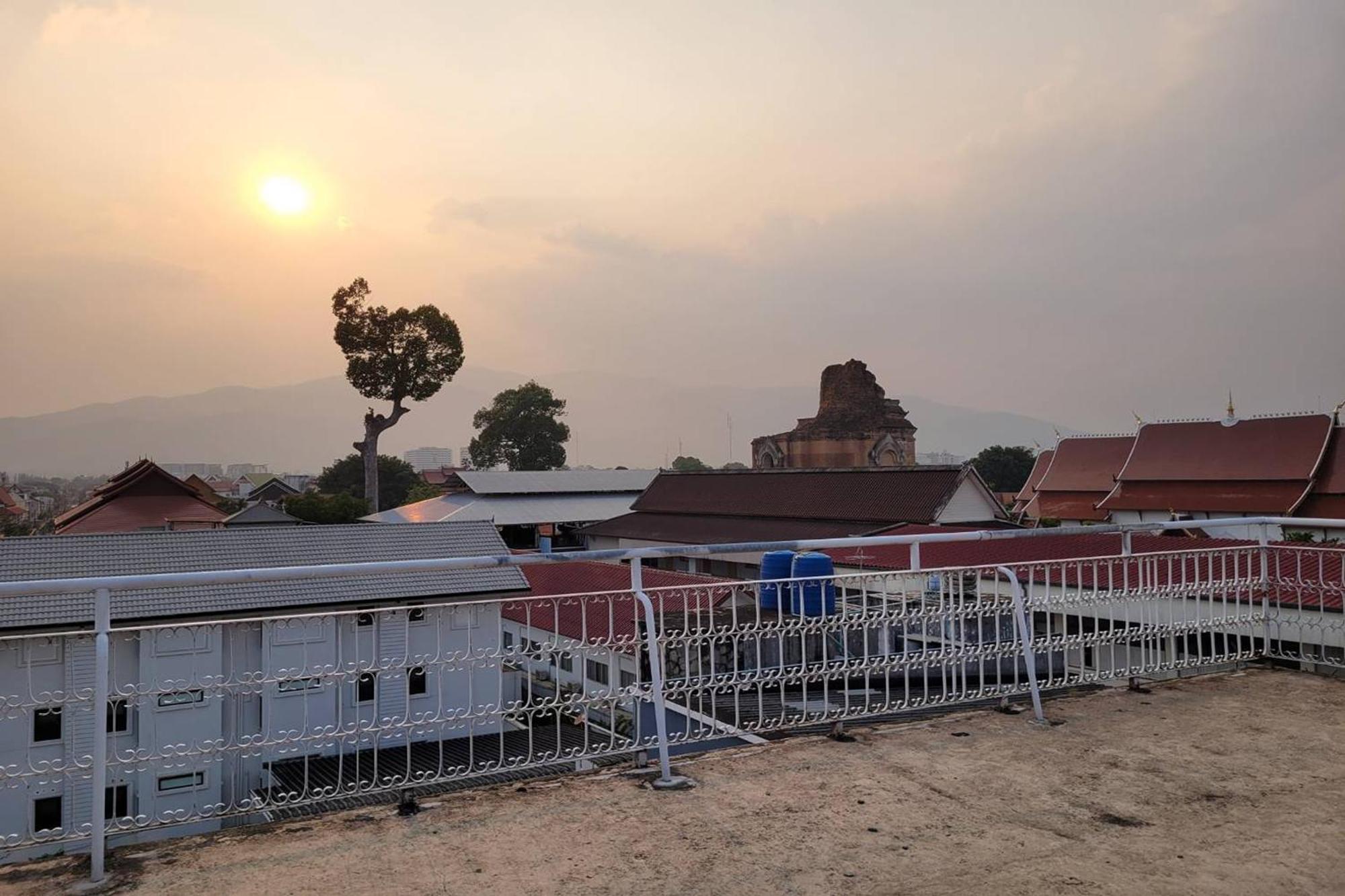 Asaya House Otel Chiang Mai Dış mekan fotoğraf